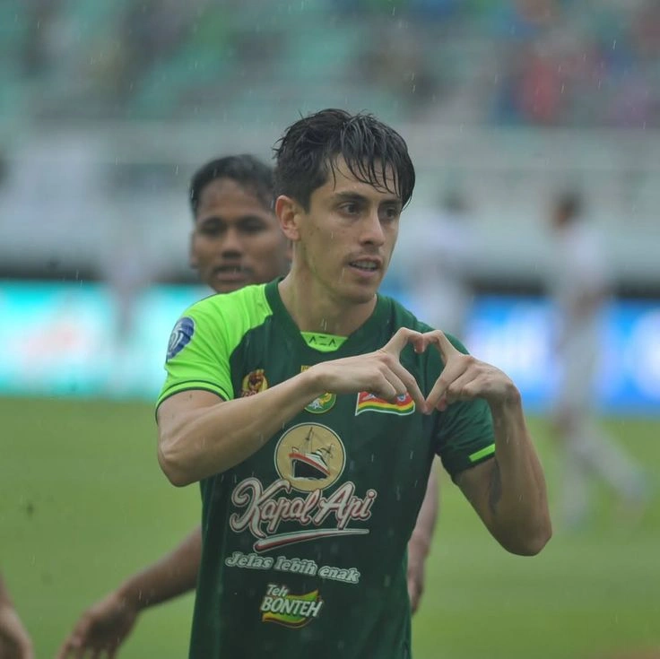 Hasil Persebaya vs Persib 2026 Gol Rivera Selamatkan Bajol Ijo