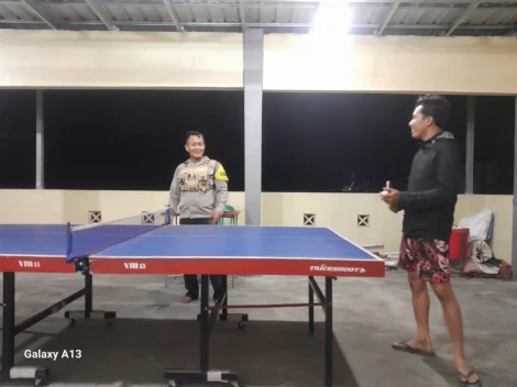 Bhabinkamtibmas Panggungharjo Dukung Bakat Pingpong