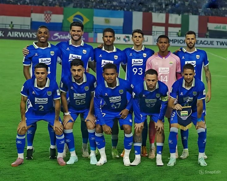 Bojan Hodak Minta Pemain Persib Lupakan Sepak Bola Sejenak